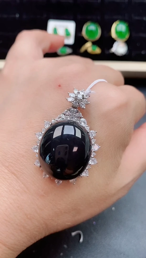 【闪购商品】翡翠颈饰银S925镶嵌212122