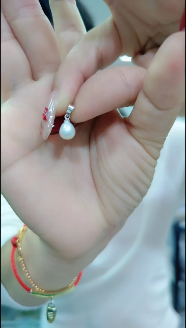 【闪购商品】淡水珍珠颈饰合金1802白珍珠吊坠