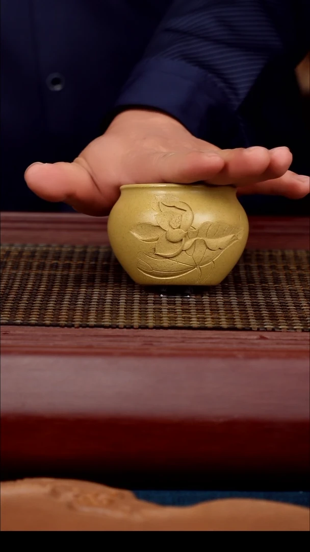 茶盏陈富才原矿紫砂壶