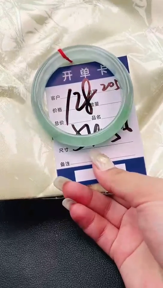 手镯圈口适合下单，圈口