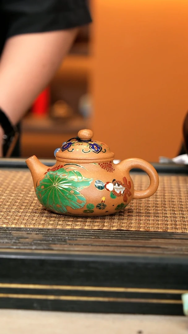 茶壶紫砂CHR86 《容天》段泥