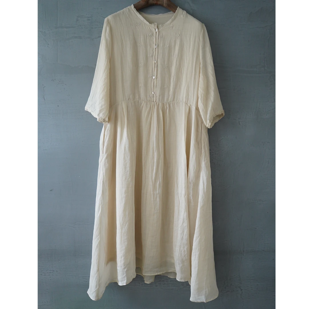 苎麻连衣裙7962DL绣花夏文艺复古半开扣圆领宽中袖松腰大摆中长裙