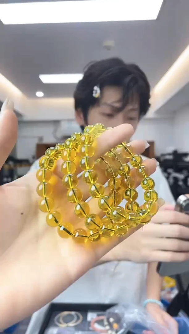 未镶嵌琥珀裸石多样性一件发货