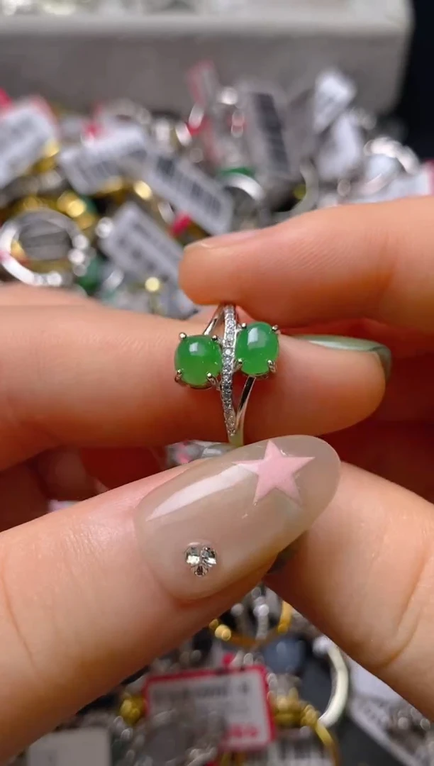 银S925镶嵌戒指翡翠百内无证书