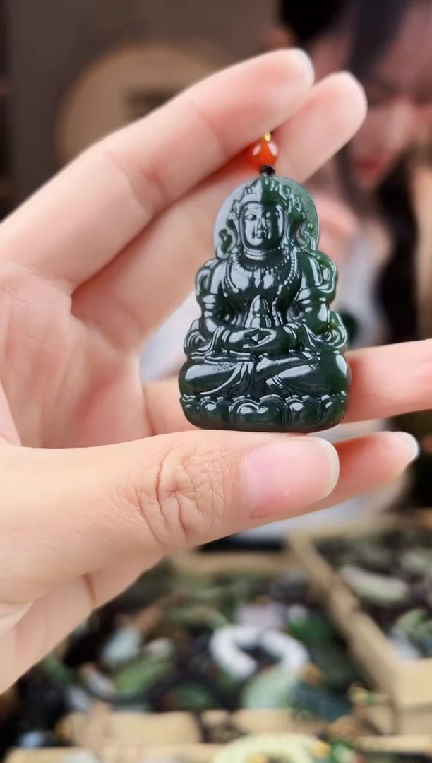 颈饰未镶嵌和田玉拍一发一，多样性发货