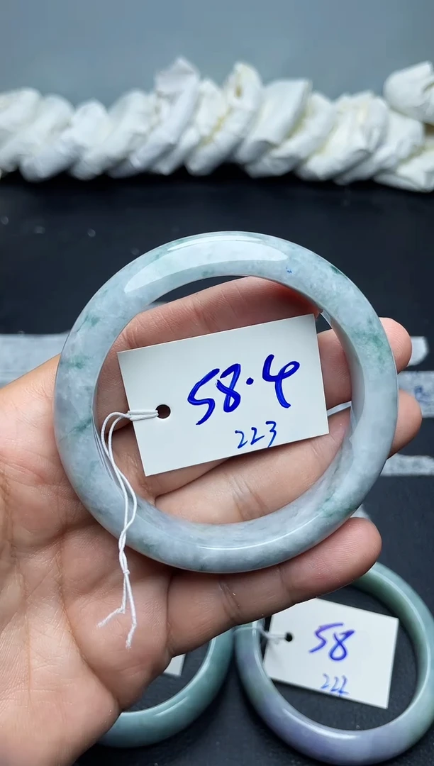 未镶嵌手镯翡翠223