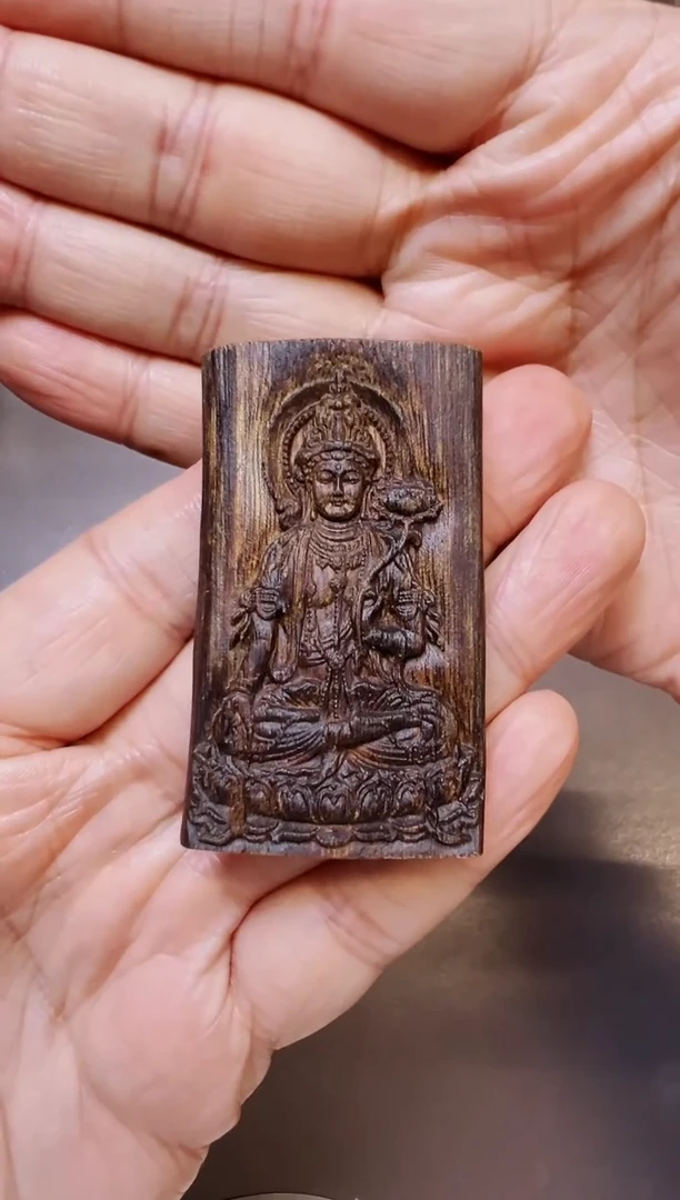 沉香手把件玉*大势至雕刻件14.1克多样性发货1件