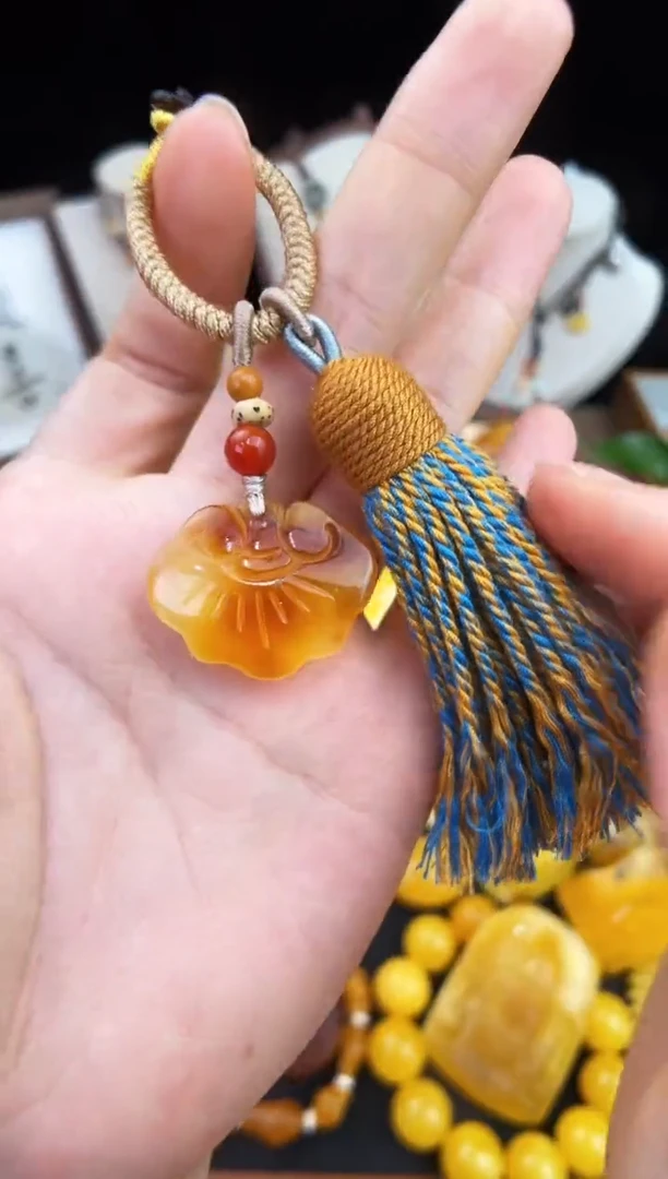 琥珀未镶嵌珠宝奇石柒月