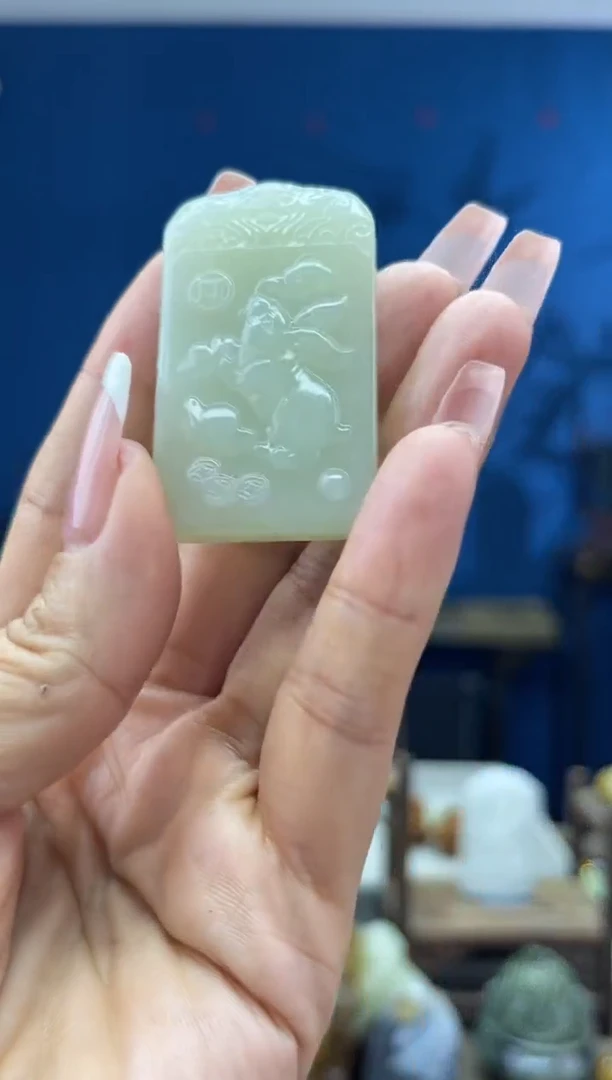 颈饰未镶嵌和田玉1