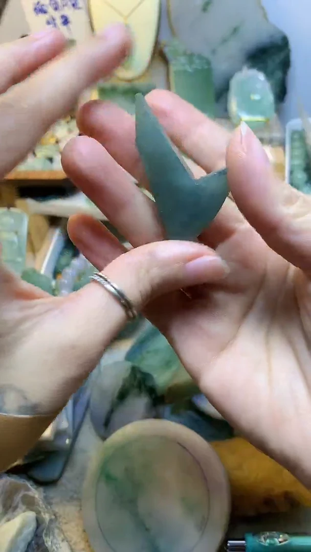 未镶嵌挂件翡翠 缅甸A货翡翠，没有运费险