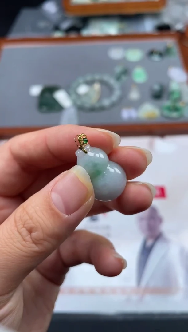 【闪购商品】定制翡翠18K金镶嵌01-18HDJT0123899