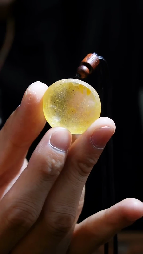 吊坠(赠链)未镶嵌水晶水晶