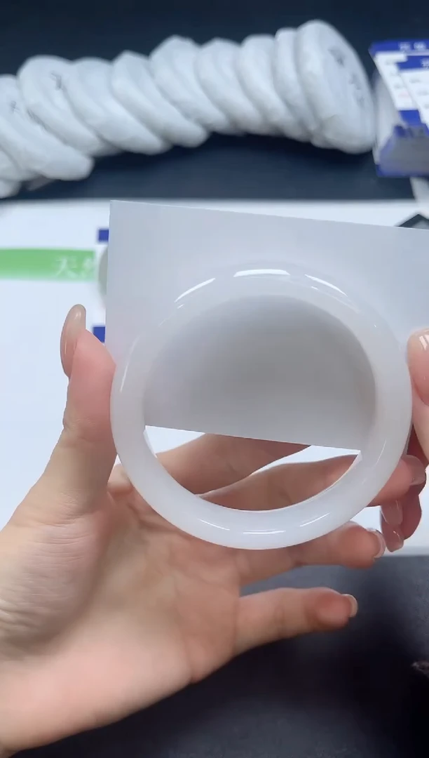 未镶嵌手镯石英质玉022-