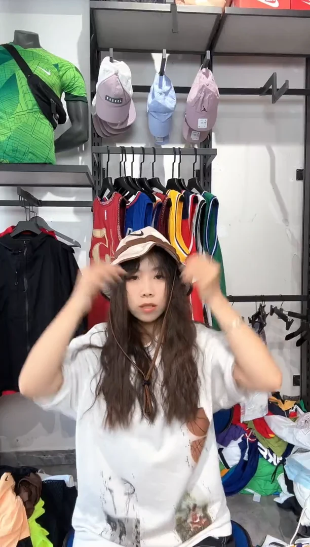 1525 编码 瑕疵款以直播间过款为准 尺码