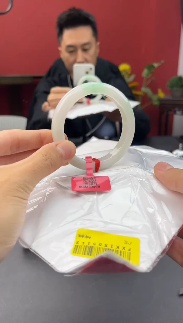 未镶嵌手镯翡翠3   56.2