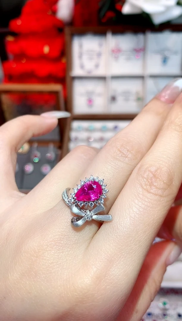 戒指彩色蓝宝石18K金镶嵌1.54ct/天然宝石/七天无理由