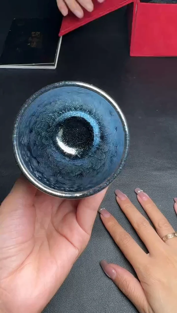 茶盏阙梅娇代表作黑牡丹119