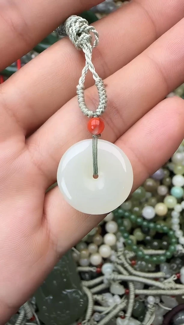 颈饰未镶嵌和田玉拍一发一