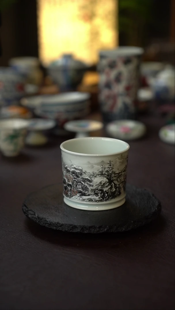 王钢全手工手绘雪景山水容天杯