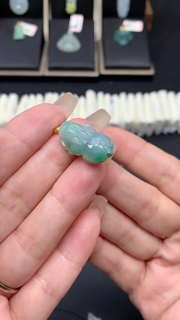 【闪购商品】翡翠吊坠(不含链)18K金镶嵌MS141780