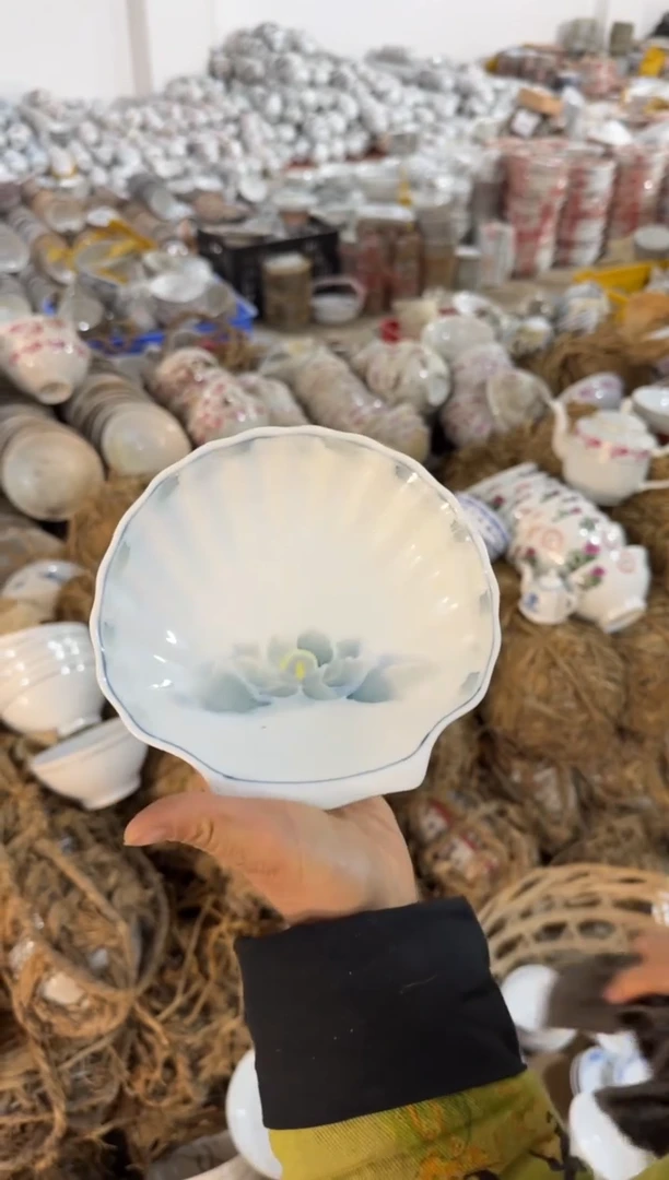 【闪购商品】摆件碗盘杯15厘米宽微瑕介意勿拍