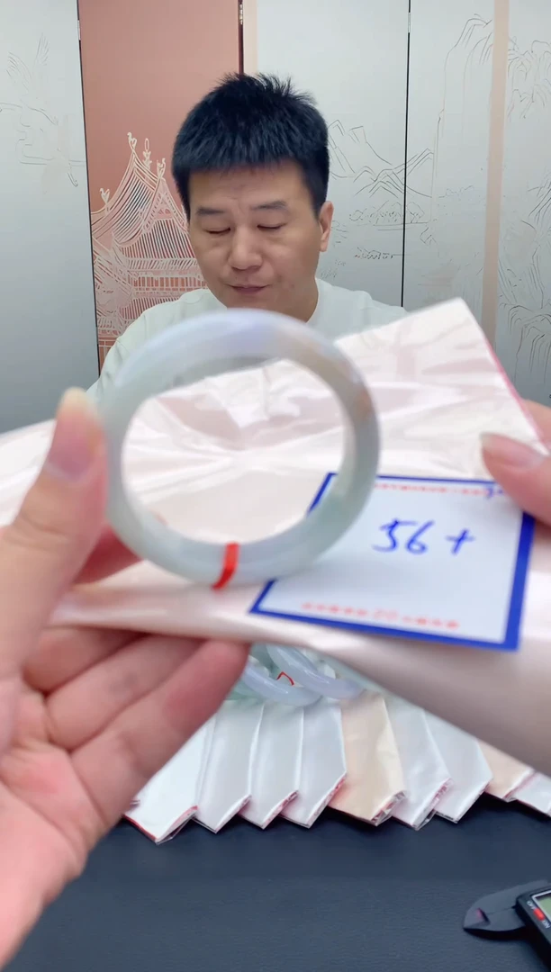 未镶嵌手镯翡翠s****y11111111111111