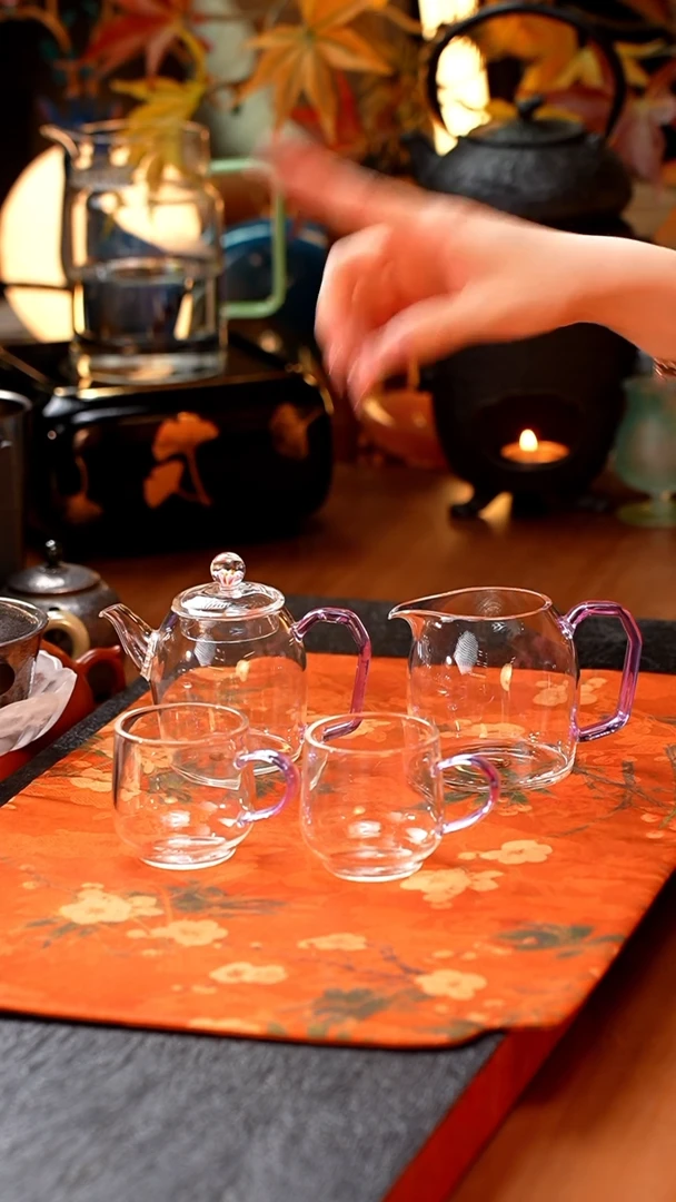 暗香疏影/秦权小泡壶/紫海棠+秦权匀杯/浅紫+水月杯2入/浅紫