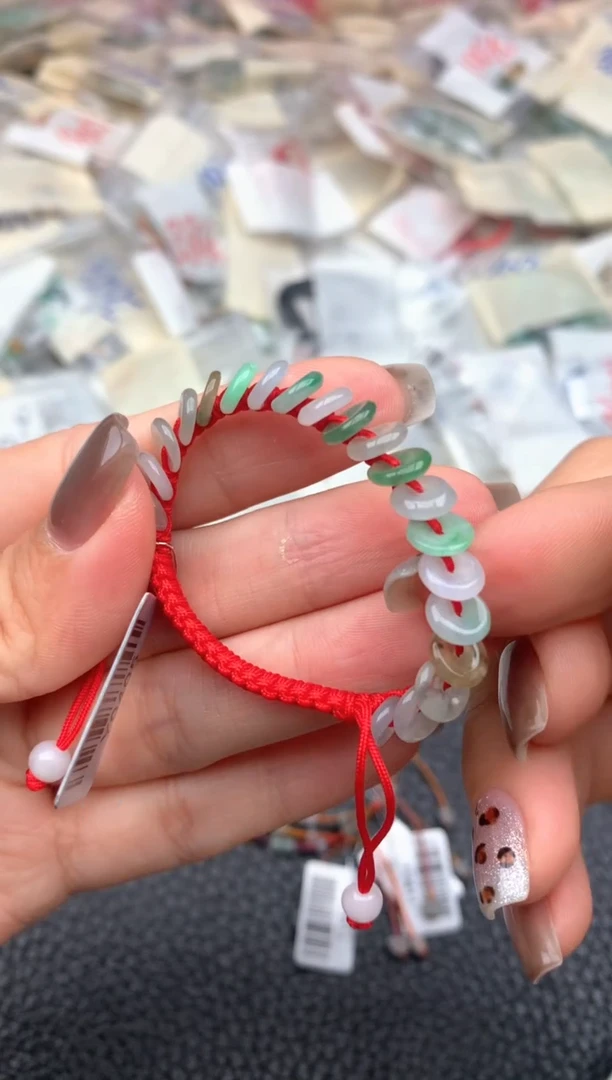 未镶嵌挂件翡翠—