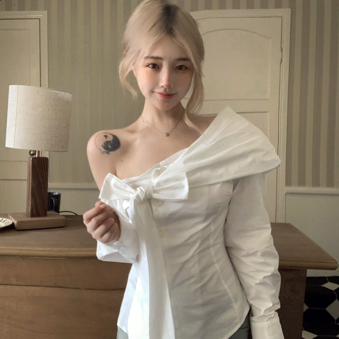 法式斜领长袖衬衫女秋冬设计感气质百搭小众性感收腰蝴蝶结上衣服