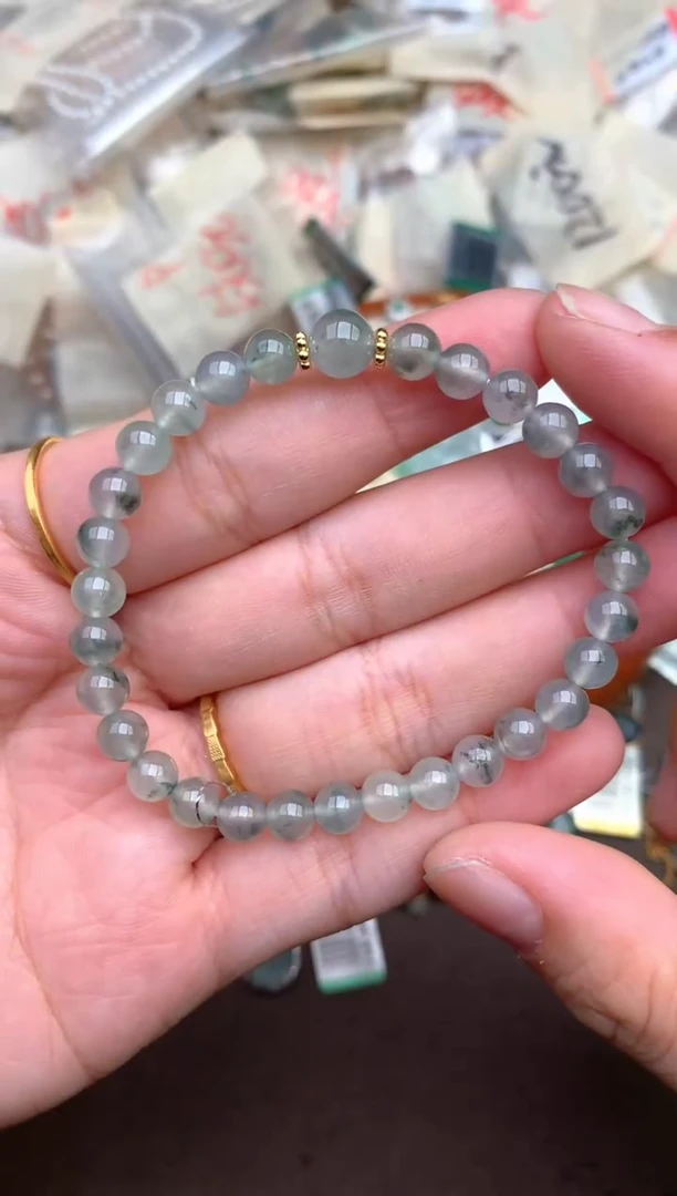 翡翠挂件未镶嵌一