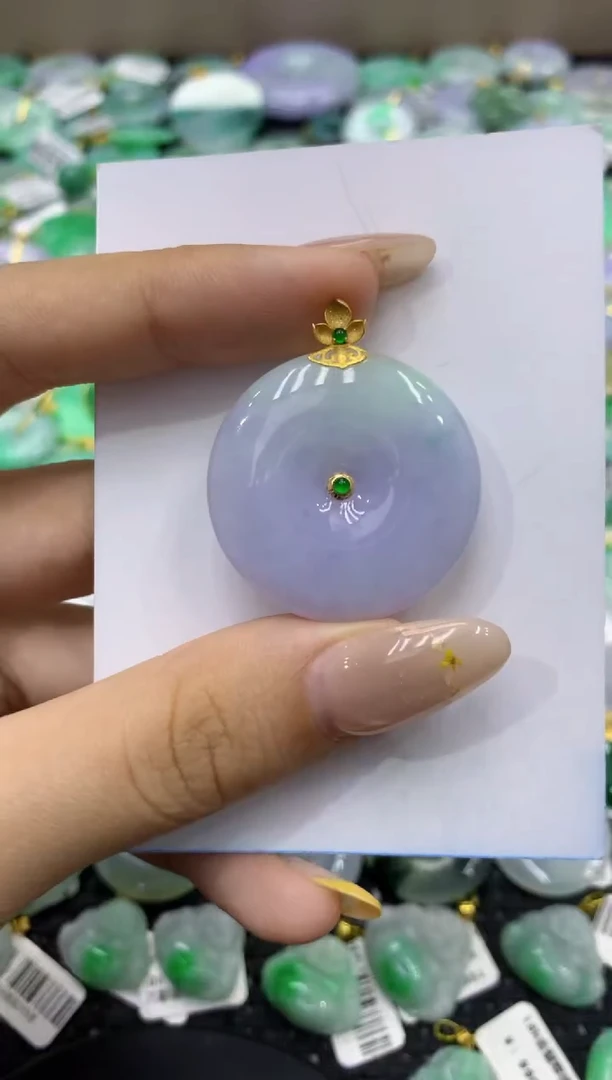 颈饰18K金镶嵌翡翠天然缅甸翡翠A货