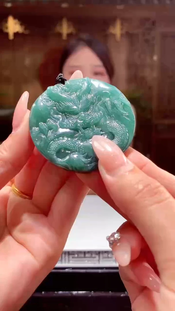 翡翠未镶嵌颈饰天然翡翠(拍一发二）