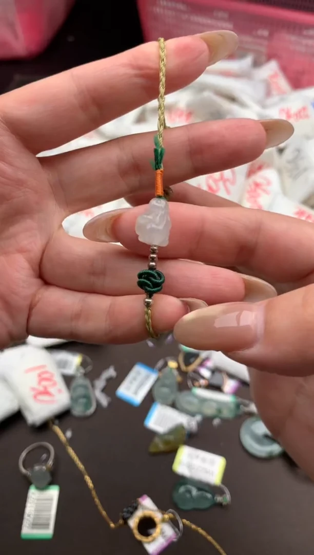 【闪购商品】翡翠手绳未镶嵌   一