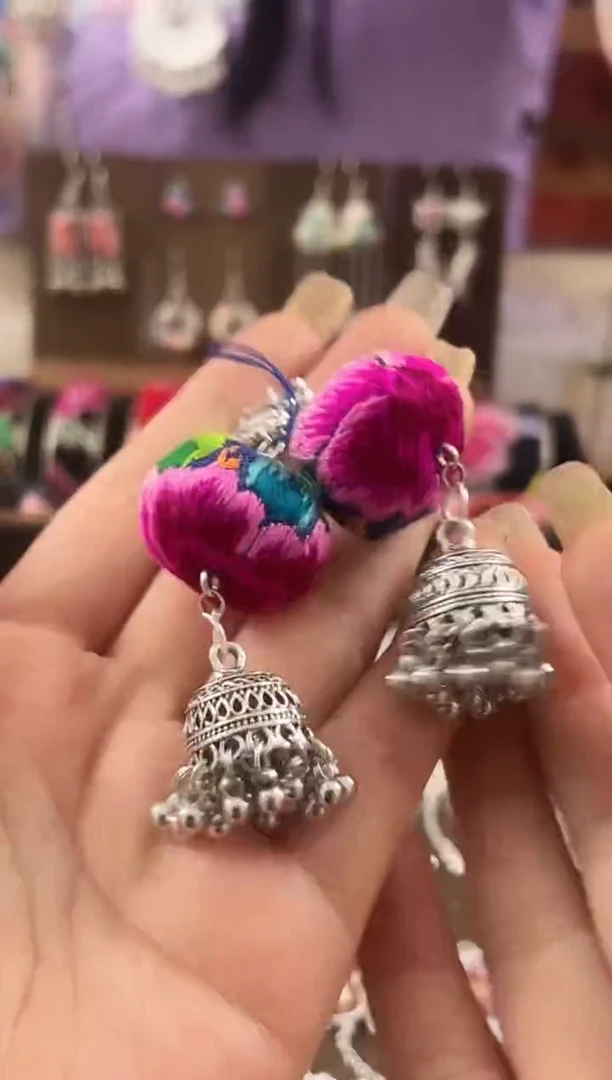 【闪购商品】织绣民族风老绣饰品307