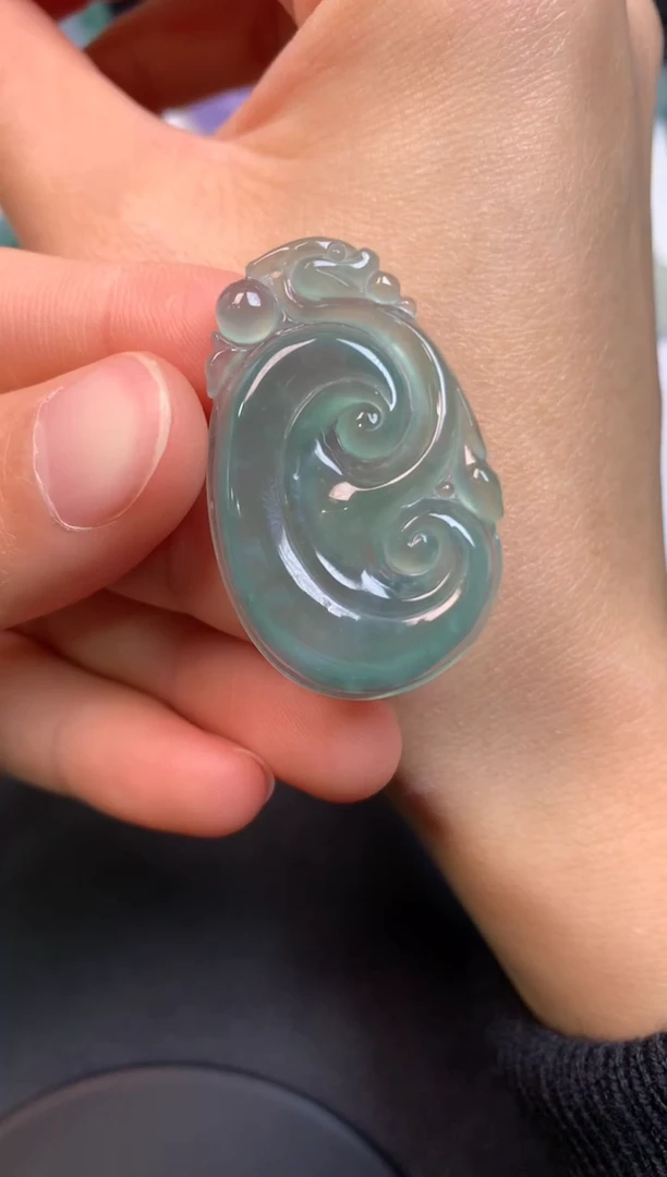 【闪购商品】翡翠颈饰未镶嵌无证书