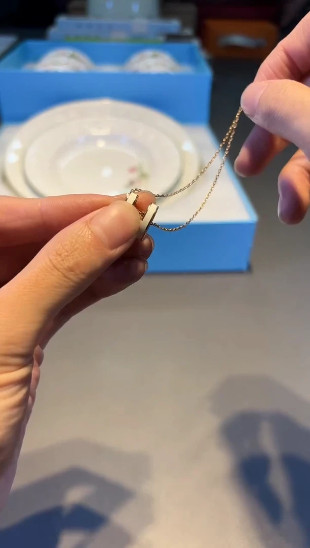 h白 小新全球仓小新全球仓小新全球仓