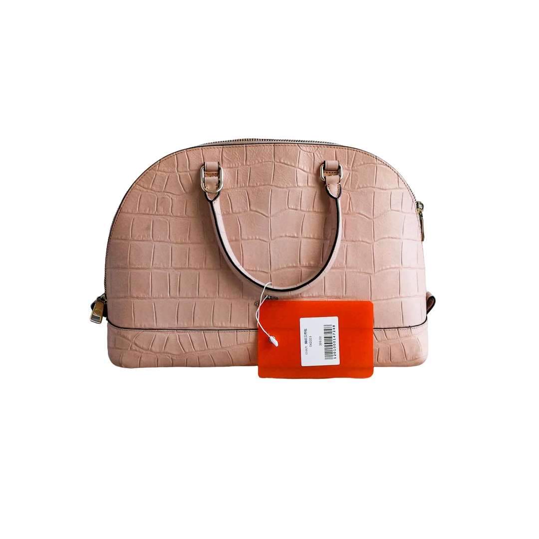 95新 COACH/蔻驰 coach 鳄纹贝壳包 042003