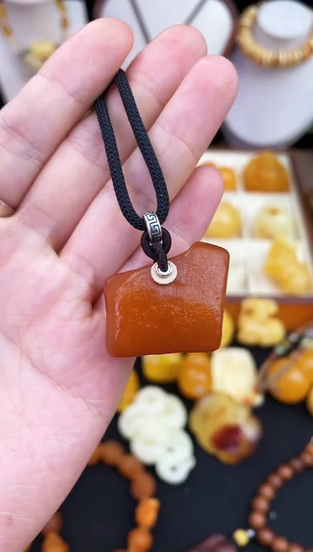 琥珀未镶嵌珠宝奇石柒月