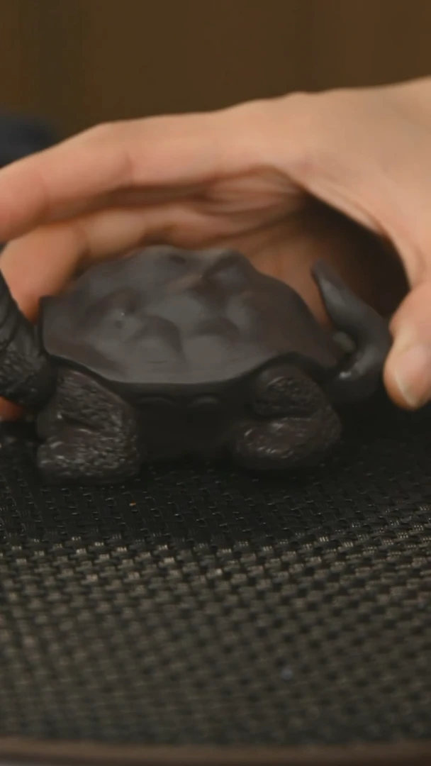 茶壶紫砂宜兴原矿紫砂手工制作龟