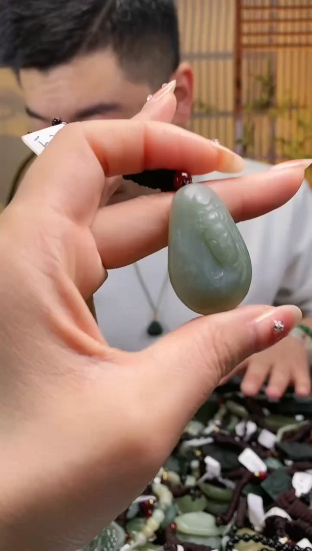 【闪购商品】和田玉颈饰未镶嵌多样性发货，拍一发一