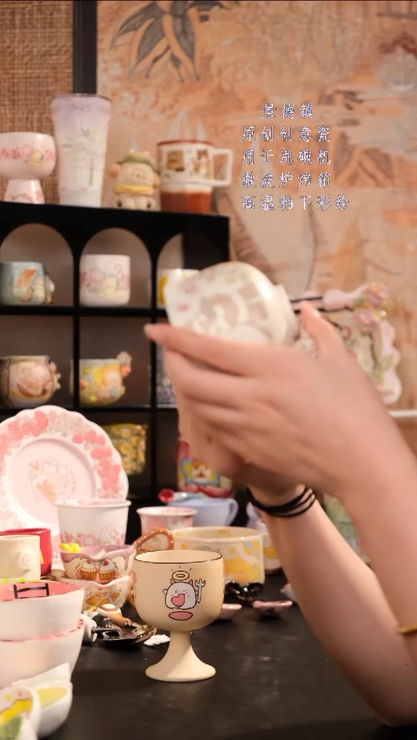 摆件景德镇手工手绘设计师款