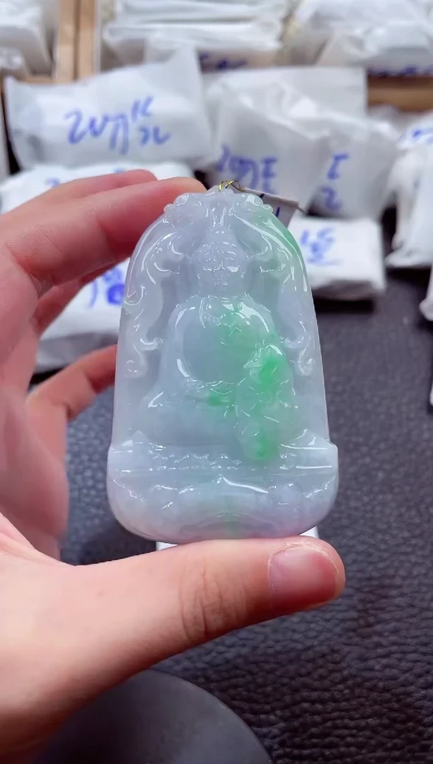 颈饰未镶嵌翡翠00007579