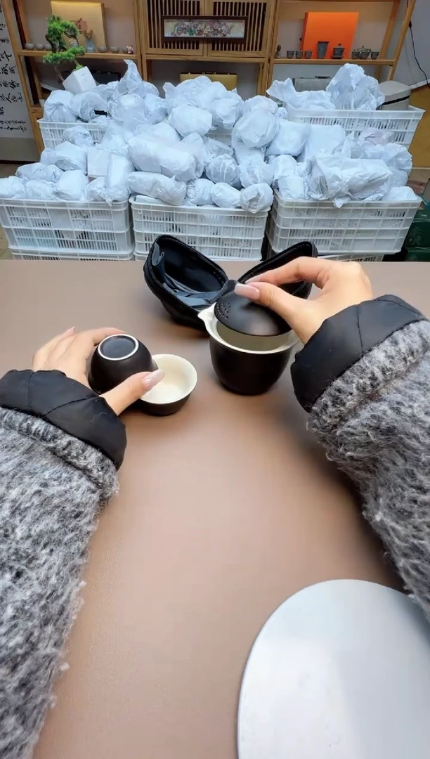 【闪购商品】摆件瓷制品S1111111111111