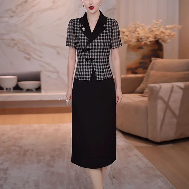 轻羽丝气质轻奢高级感女装2025夏季新款时尚复古假两件显瘦连衣裙