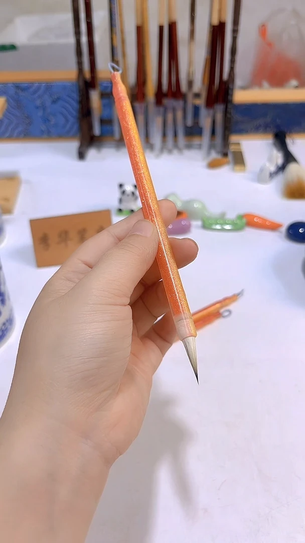 锦鲤色带闪兼毫1支