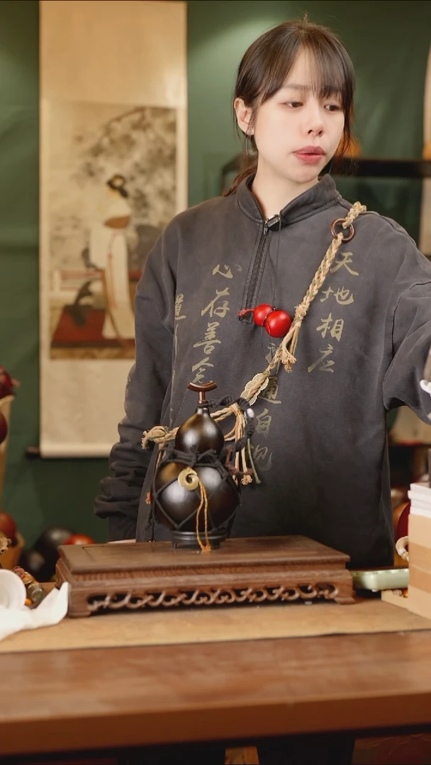 208号精品天然大漆酒葫芦一物一拍~