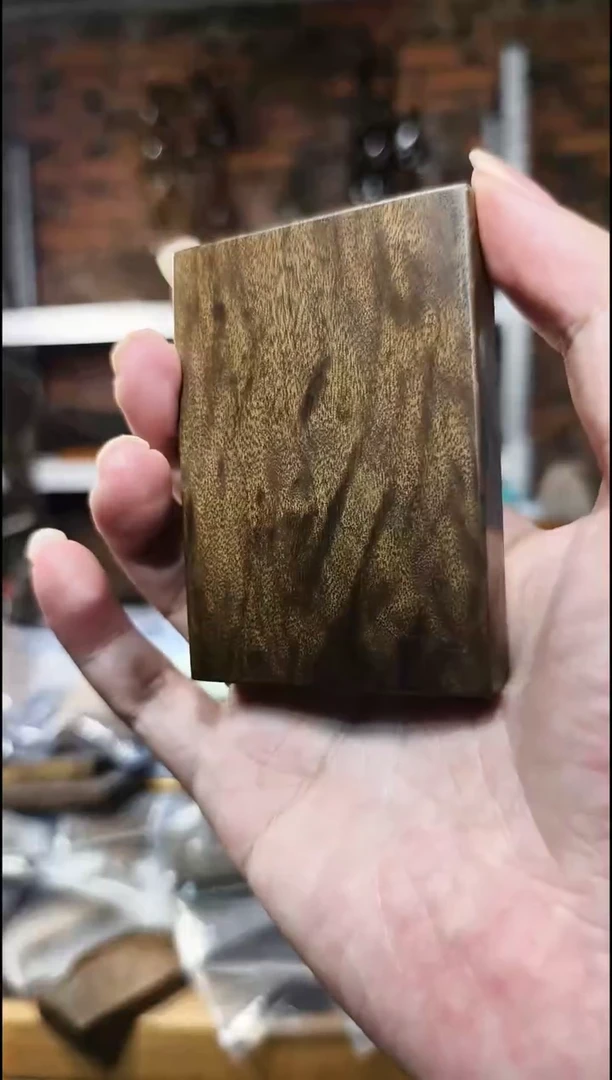 金丝楠无事牌手把件