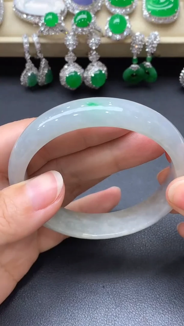 翡翠手镯未镶嵌460-中国好珍宝