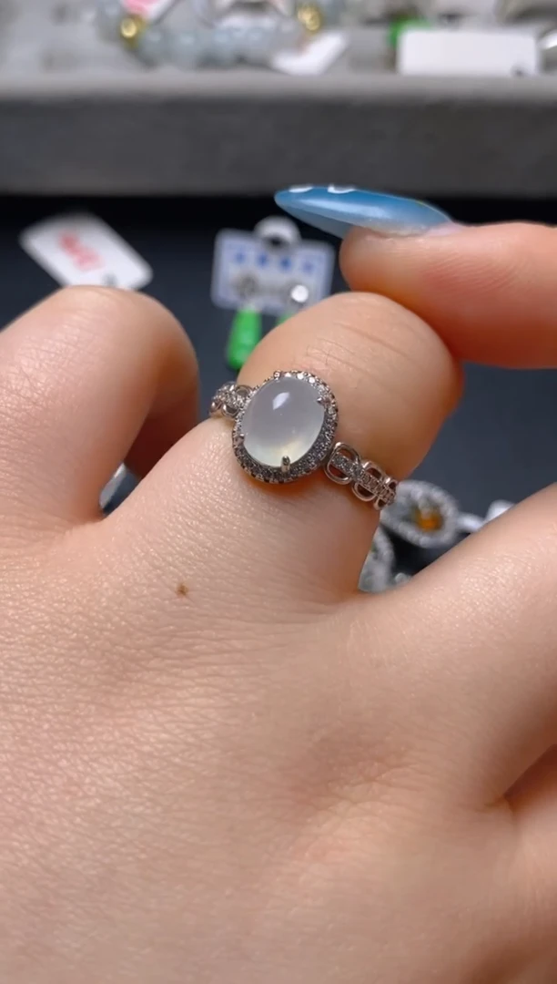 银S925镶嵌戒指翡翠百内无证书