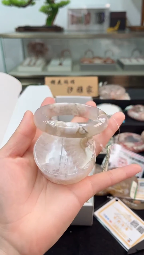 未镶嵌手镯石英质玉59圈口（赠品镯心）13161084
